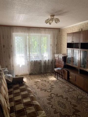 Продаётся 1-комнатная квартира, 37.8 м²