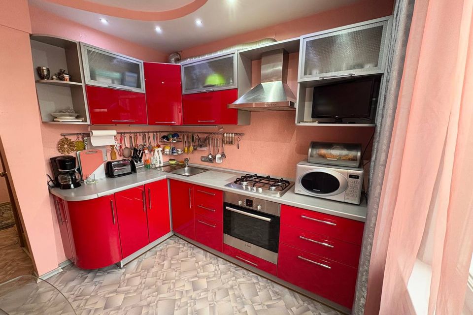 Продаётся 3-комнатная квартира, 63.4 м²
