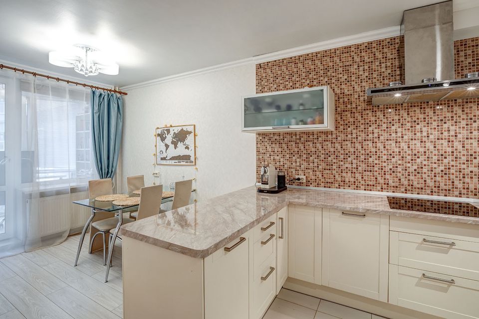 Продаётся 3-комнатная квартира, 85 м²