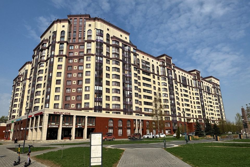 Продаётся 4-комнатная квартира, 99.5 м²
