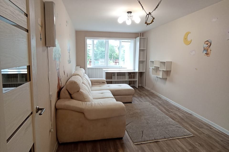 Продаётся 1-комнатная квартира, 35.3 м²