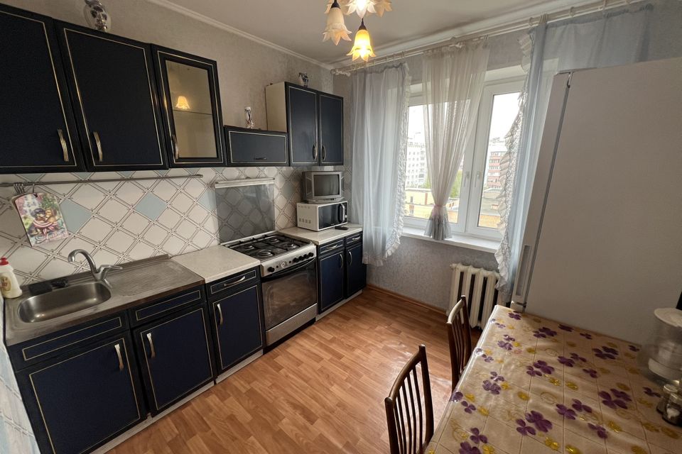 Сдаётся 2-комнатная квартира, 55 м²