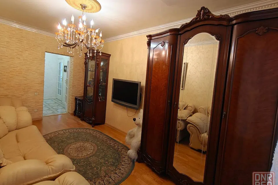 Продаётся 4-комнатная квартира, 85.3 м²