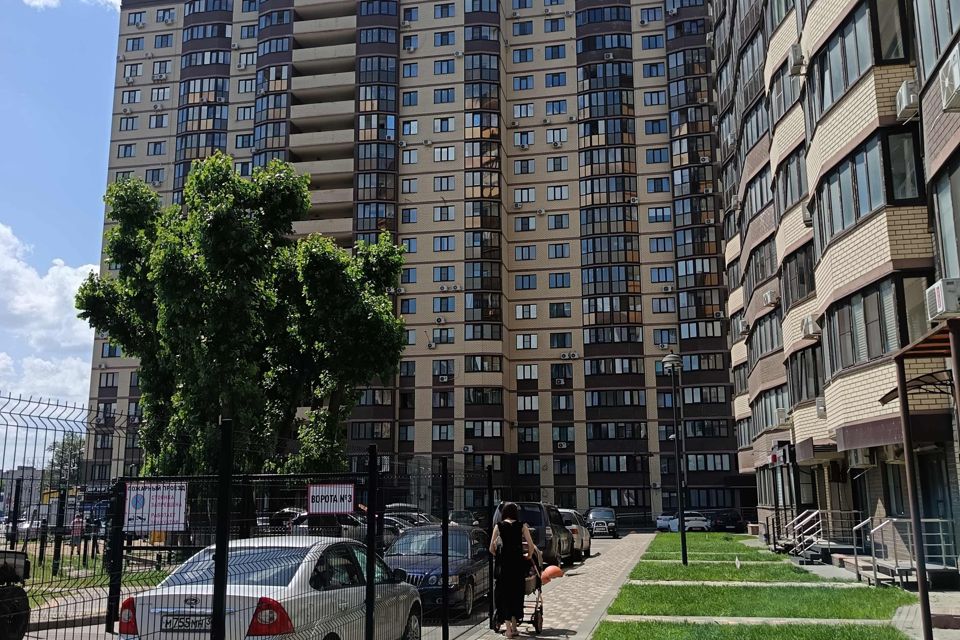 Продаётся 1-комнатная квартира, 43 м²