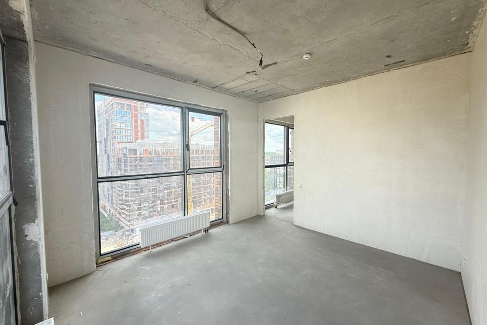 Продаётся 2-комнатная квартира, 77 м²