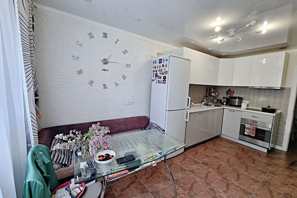 Продаётся 1-комнатная квартира, 46 м²