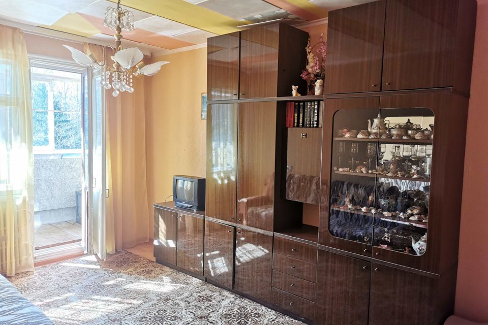 Продаётся 4-комнатная квартира, 79 м²