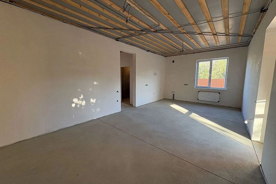 Продаётся 3-этажный дом, 105 м²