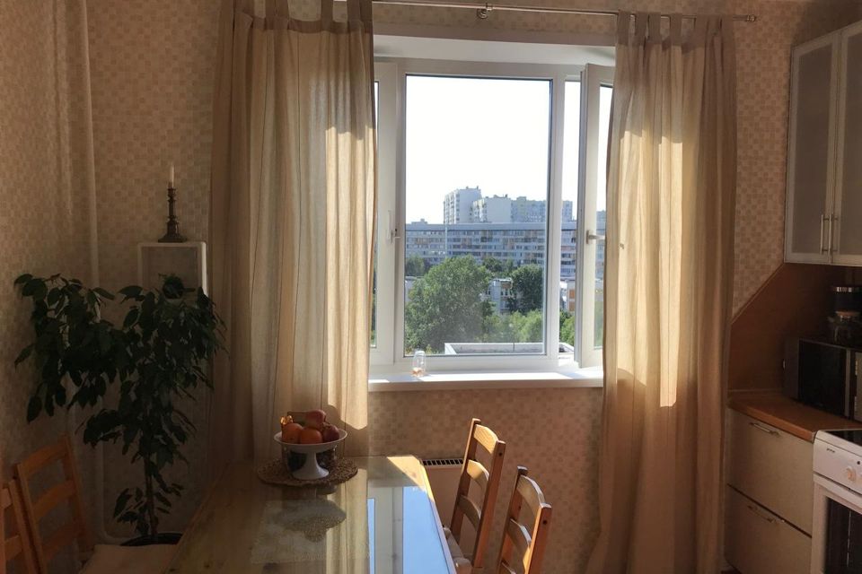 Продаётся 3-комнатная квартира, 76.7 м²