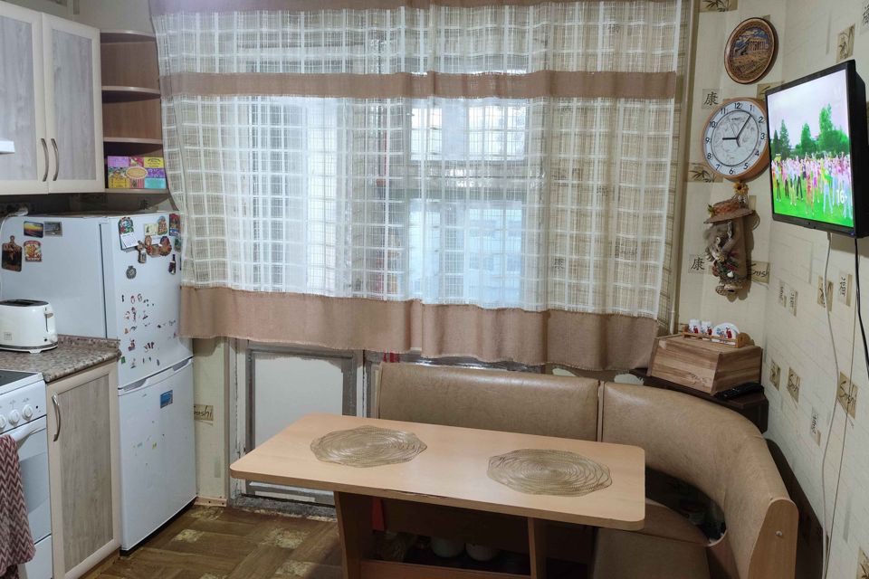 Продаётся 2-комнатная квартира, 59.8 м²