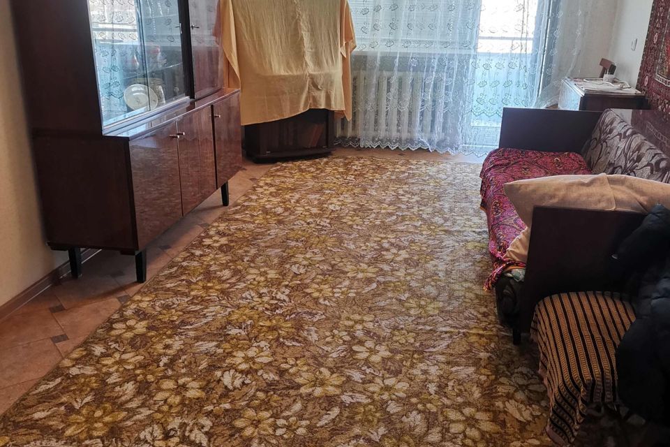 Продаётся 3-комнатная квартира, 57.3 м²