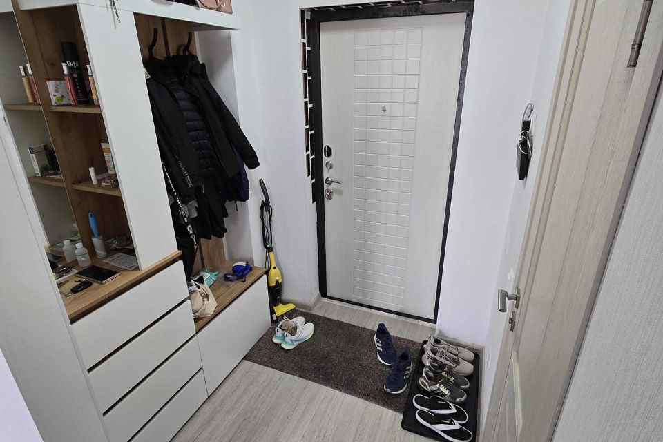 Продаётся 1-комнатная квартира, 37.4 м²