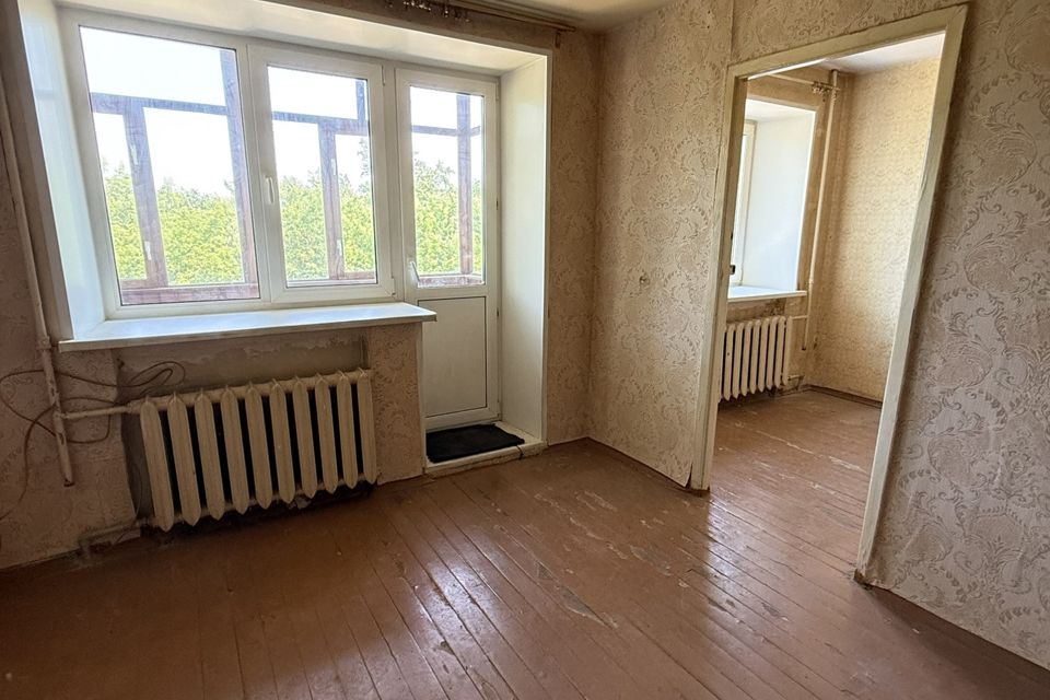 Продаётся 3-комнатная квартира, 56.5 м²