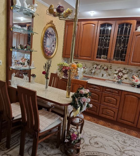 Продаётся 1-комнатная квартира, 41.2 м²