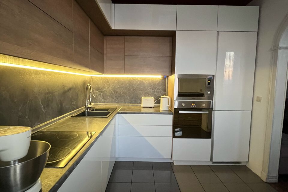 Продаётся 2-комнатная квартира, 60.1 м²