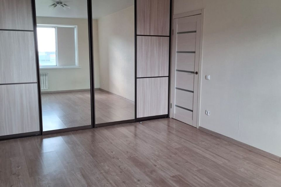 Продаётся 1-комнатная квартира, 37 м²