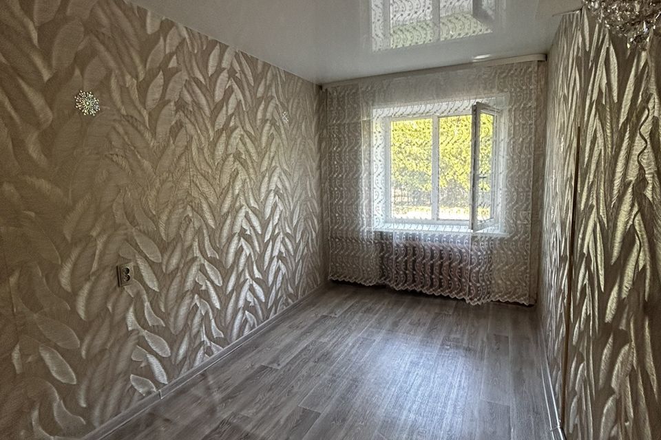Продаётся 3-комнатная квартира, 55.7 м²