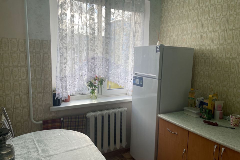 Продаётся 3-комнатная квартира, 56.8 м²