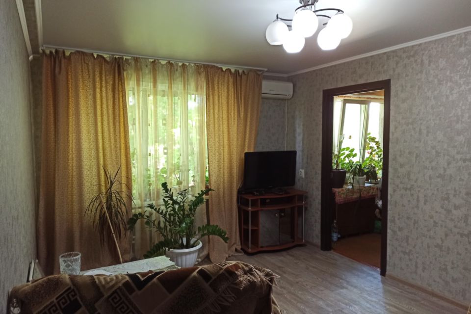 Продаётся 3-комнатная квартира, 54.3 м²