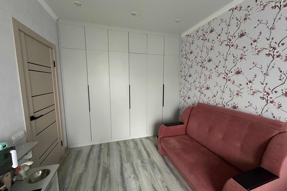 Продаётся 1-комнатная квартира, 42 м²