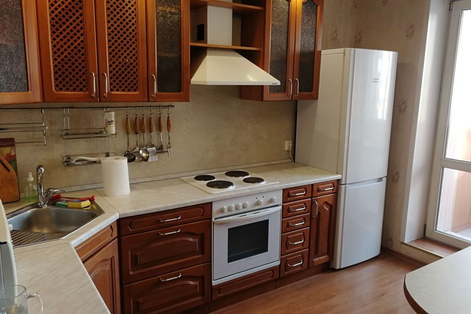 Сдаётся 2-комнатная квартира, 70 м²