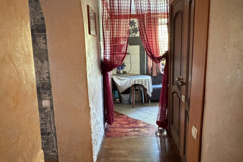 Продаётся 3-комнатная квартира, 61.6 м²