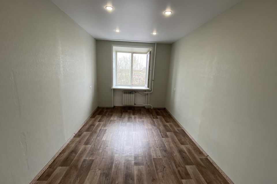 Продаётся комната в 4-комн. квартире, 12 м²