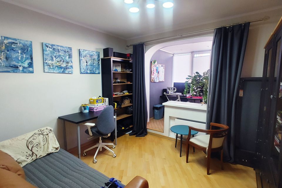 Продаётся 3-комнатная квартира, 74.3 м²