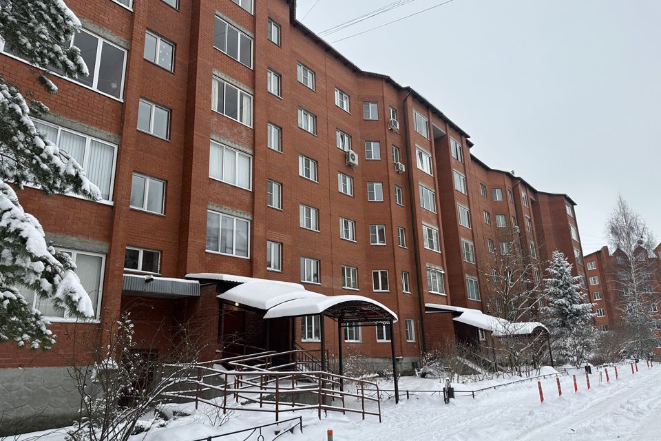 Продаётся 2-комнатная квартира, 64 м²