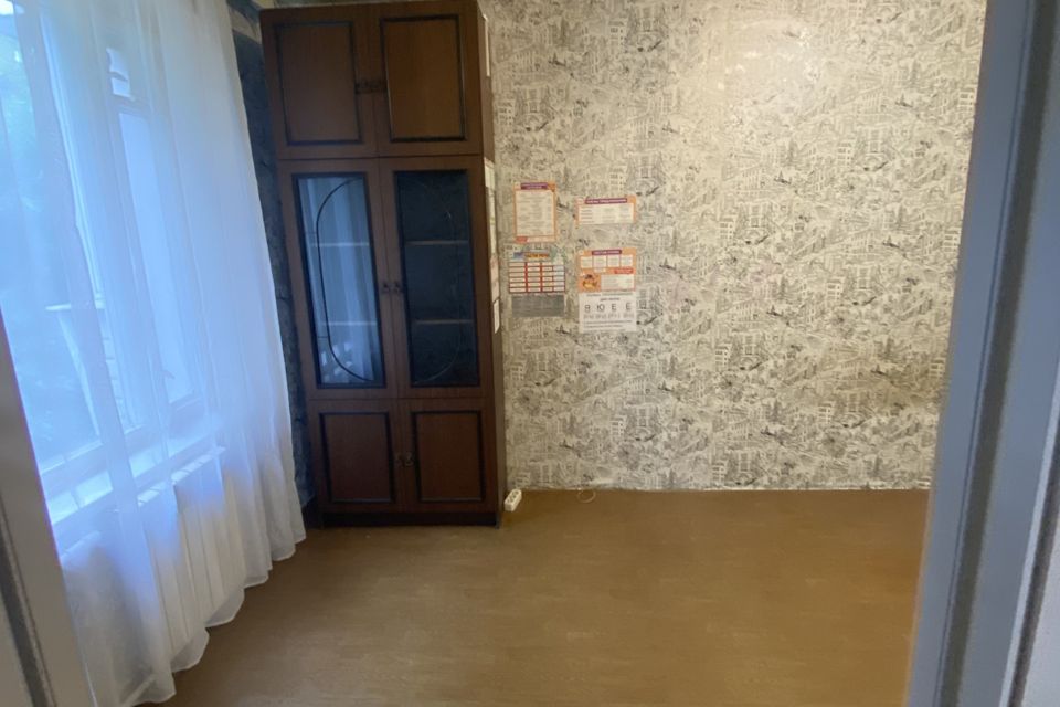 Продаётся 3-комнатная квартира, 55.6 м²