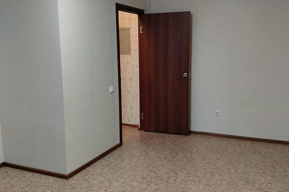 Продаётся 1-комнатная квартира, 37 м²
