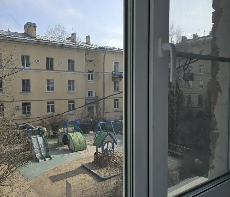 Продаётся 4-комнатная квартира, 90 м²
