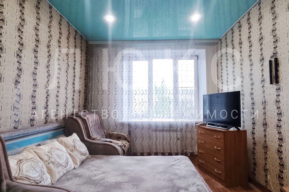 Продаётся 4-комнатная квартира, 97.7 м²