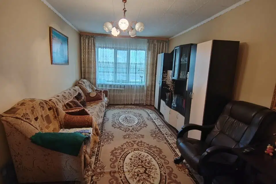 Продаётся 3-комнатная квартира, 61.5 м²