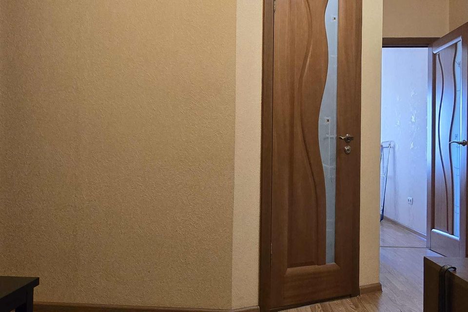 Продаётся 1-комнатная квартира, 42.3 м²