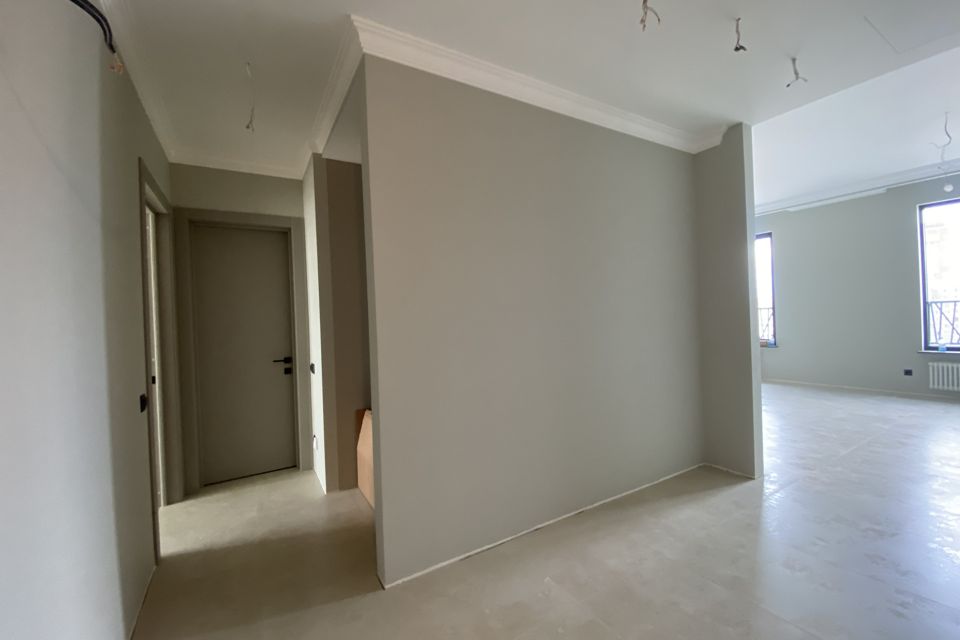 Продаётся 3-комнатная квартира, 104 м²