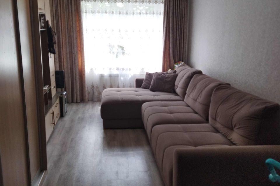 Продаётся 3-комнатная квартира, 58.9 м²