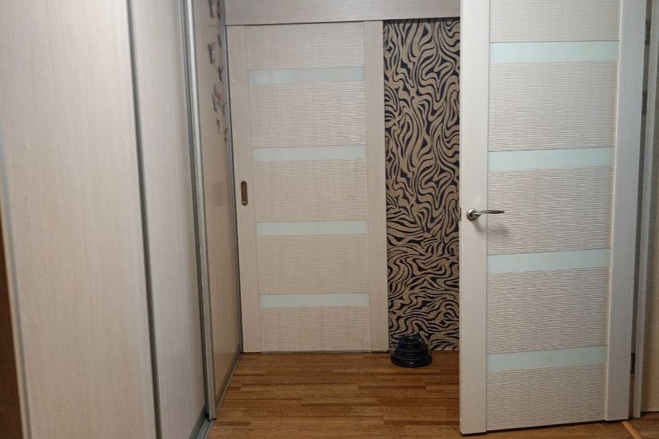Продаётся 3-комнатная квартира, 59.4 м²