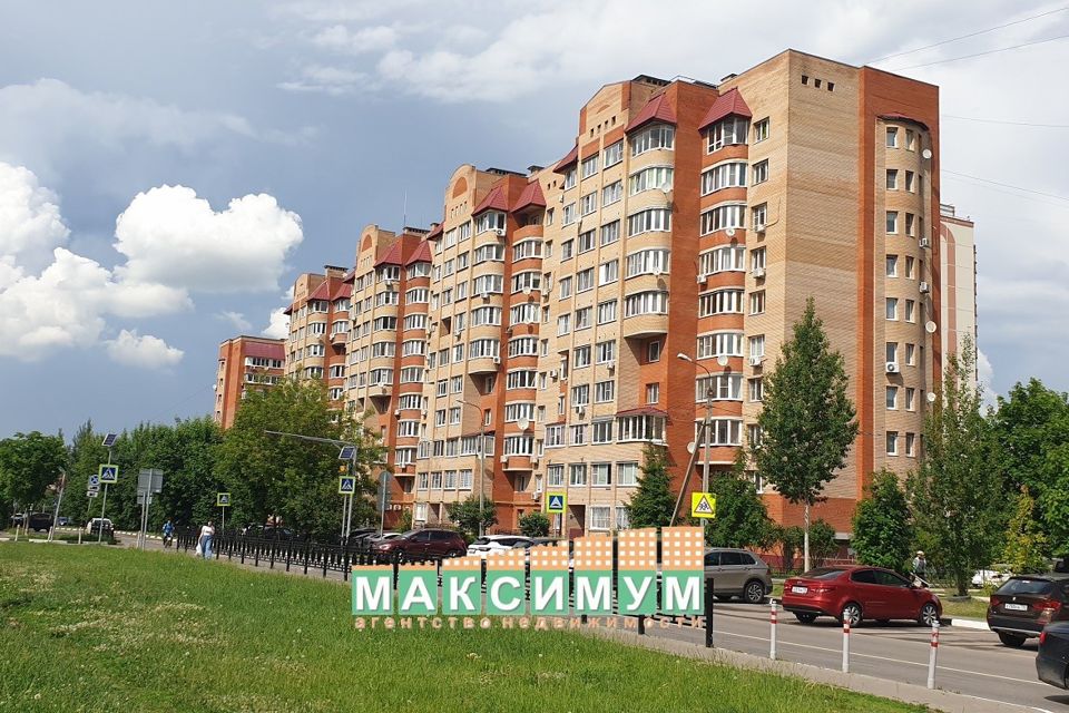 Продаётся 2-комнатная квартира, 57.3 м²