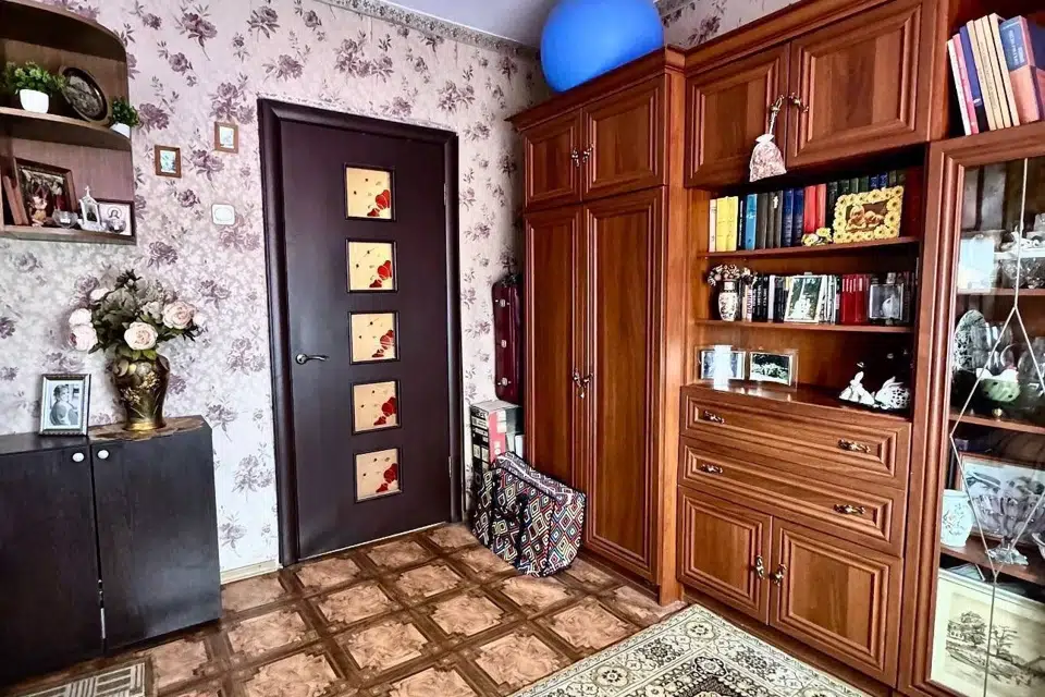 Продаётся 2-комнатная квартира, 49.2 м²