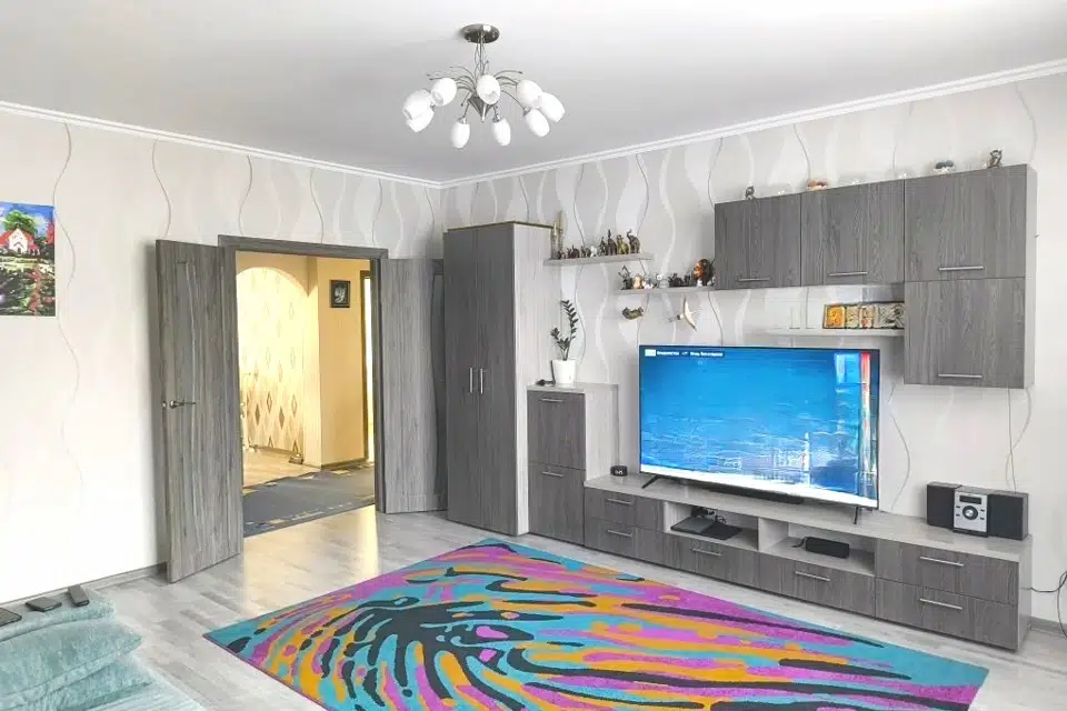 Продаётся 3-комнатная квартира, 77.3 м²