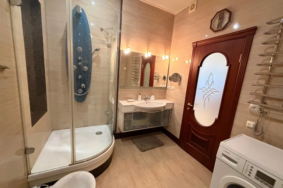 Продаётся 2-комнатная квартира, 82 м²