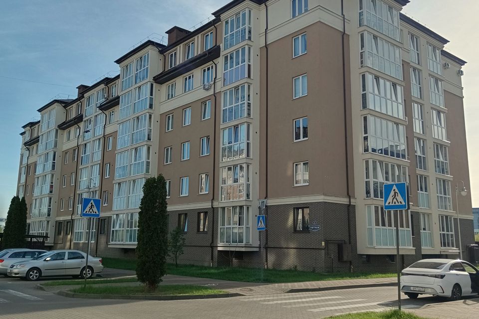 Продаётся 2-комнатная квартира, 66.6 м²