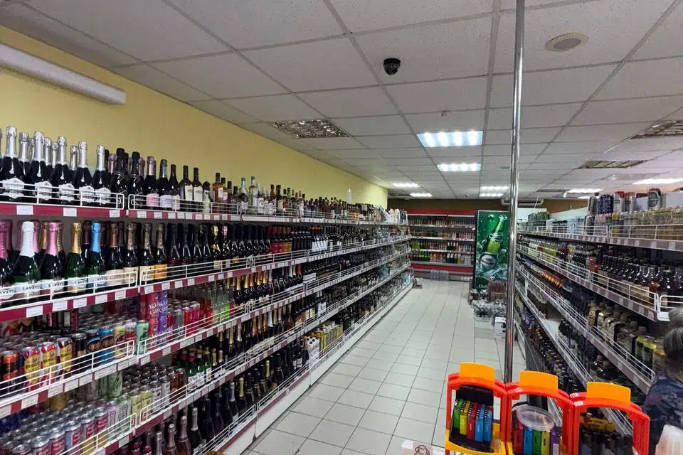 Продаётся торговое помещение, 515 м²