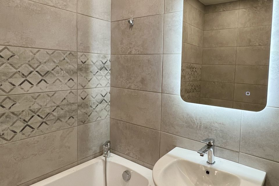 Продаётся 3-комнатная квартира, 76.7 м²