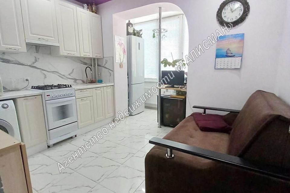 Продаётся 1-комнатная квартира, 35.8 м²