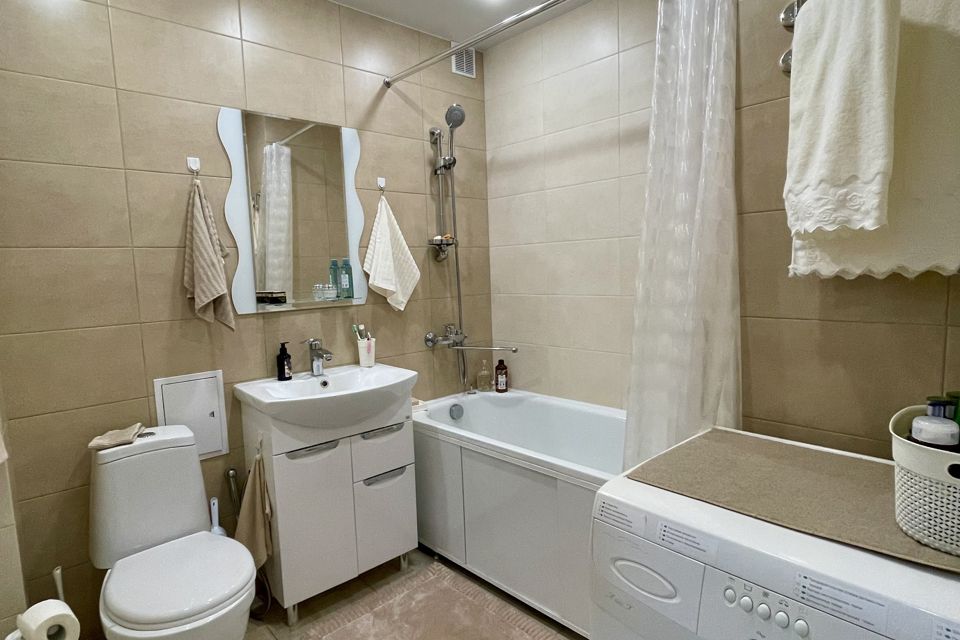 Продаётся 2-комнатная квартира, 61.1 м²