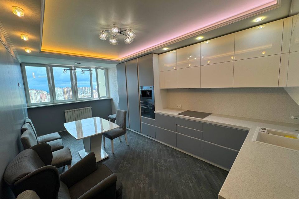 Продаётся 3-комнатная квартира, 98.8 м²