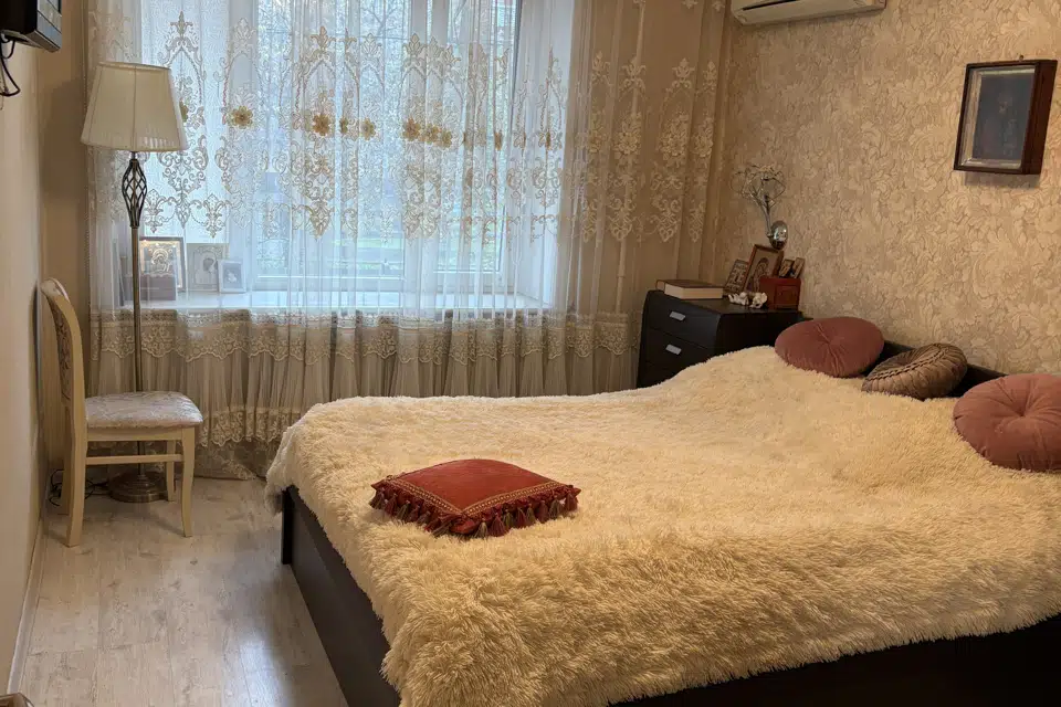 Продаётся 3-комнатная квартира, 57.3 м²