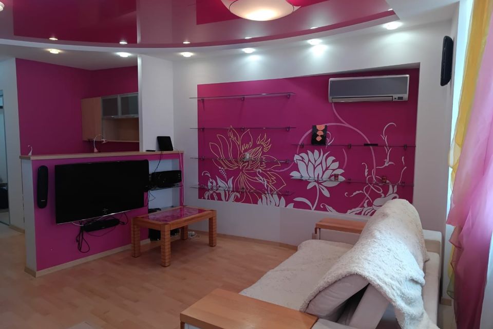 Сдаётся 1-комнатная квартира, 50 м²